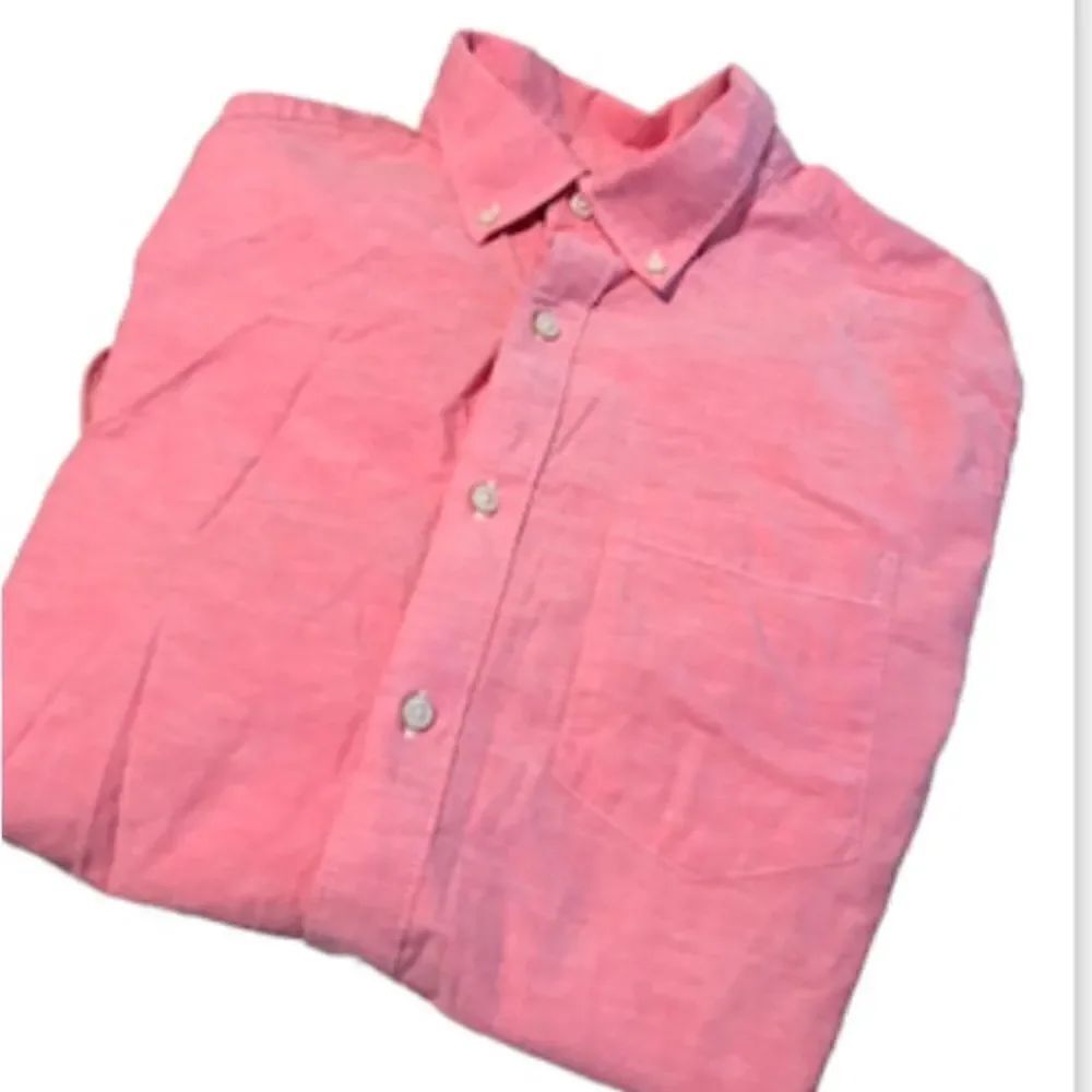 Crown and Ivy size medium long sleeved button excellent condition